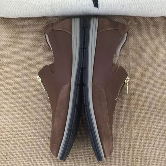 Vaneli Women’s Sport Quaver Brown Leather Slip-On Wesley Loafer Size 8N - Picture 8 of 11